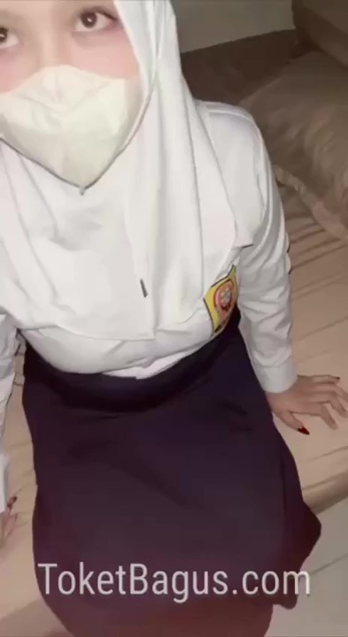 Thumbnail Anak SMP Memek Tanpa Bulu cakep banget udah berani Open BO